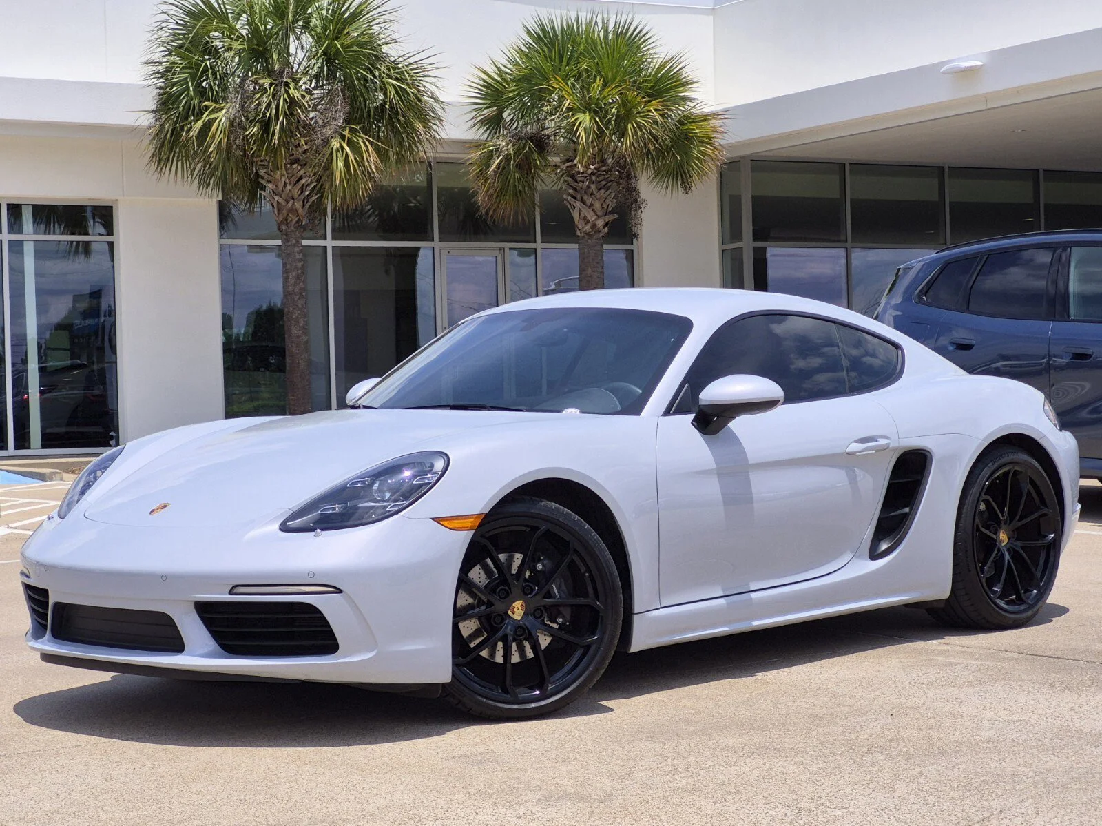 2024 Porsche 718 Cayman's photo
