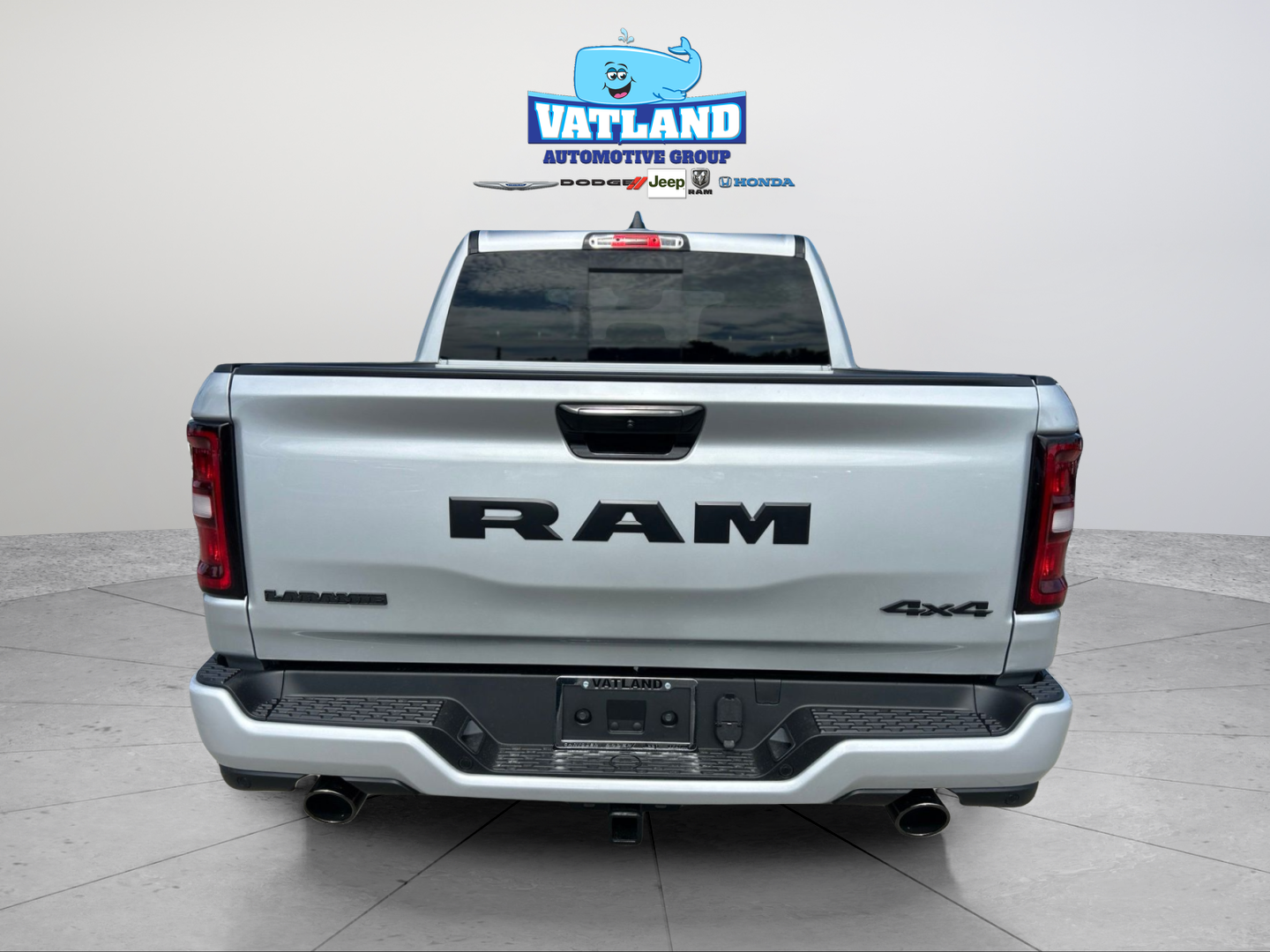 New 2026 Silver Zynith Exterior Paint RAM Laramie image 4