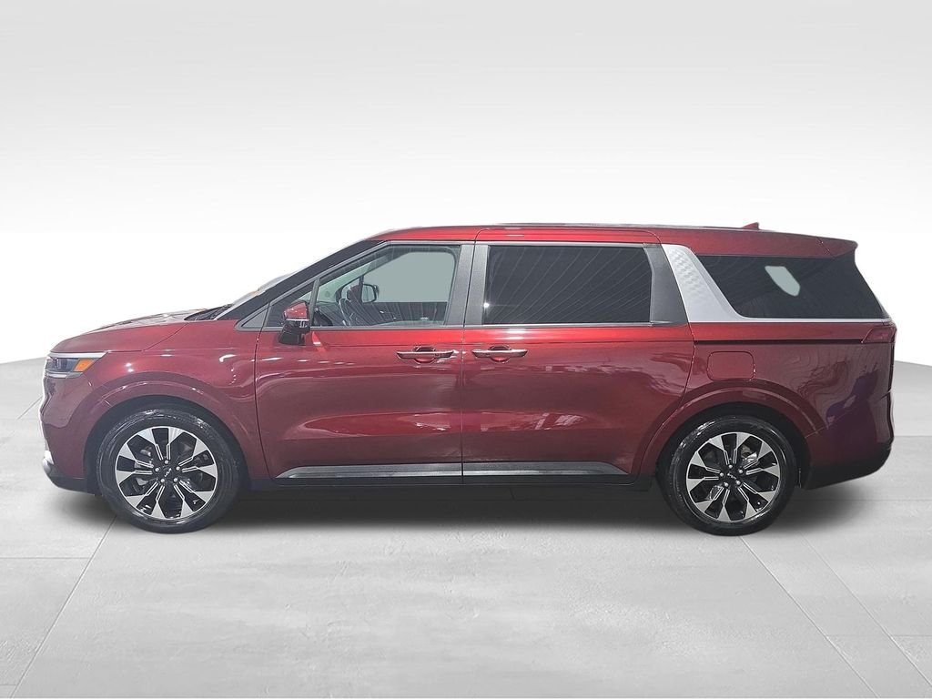 Used 2024 Red Kia EX image 3