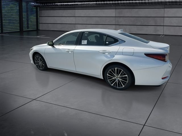 2025 Lexus ES 350 - Photo 6