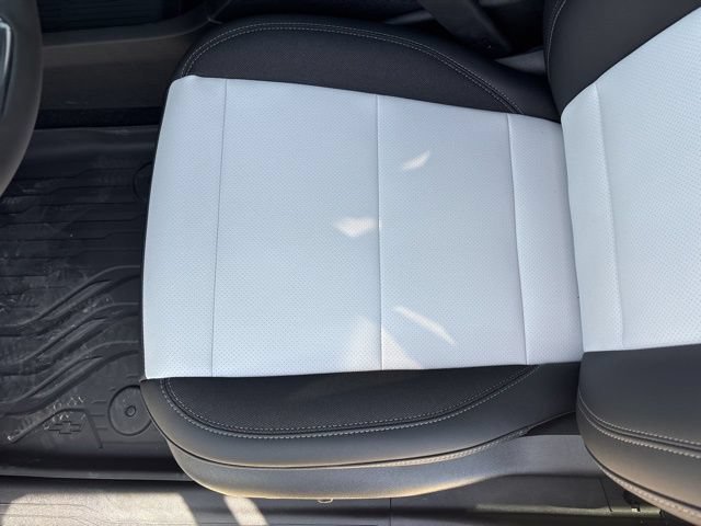 New 2026 Summit White Chevrolet LT image 10