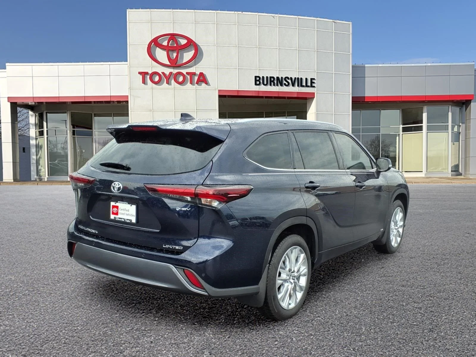 Certified Used 2026  Toyota Limited image 3