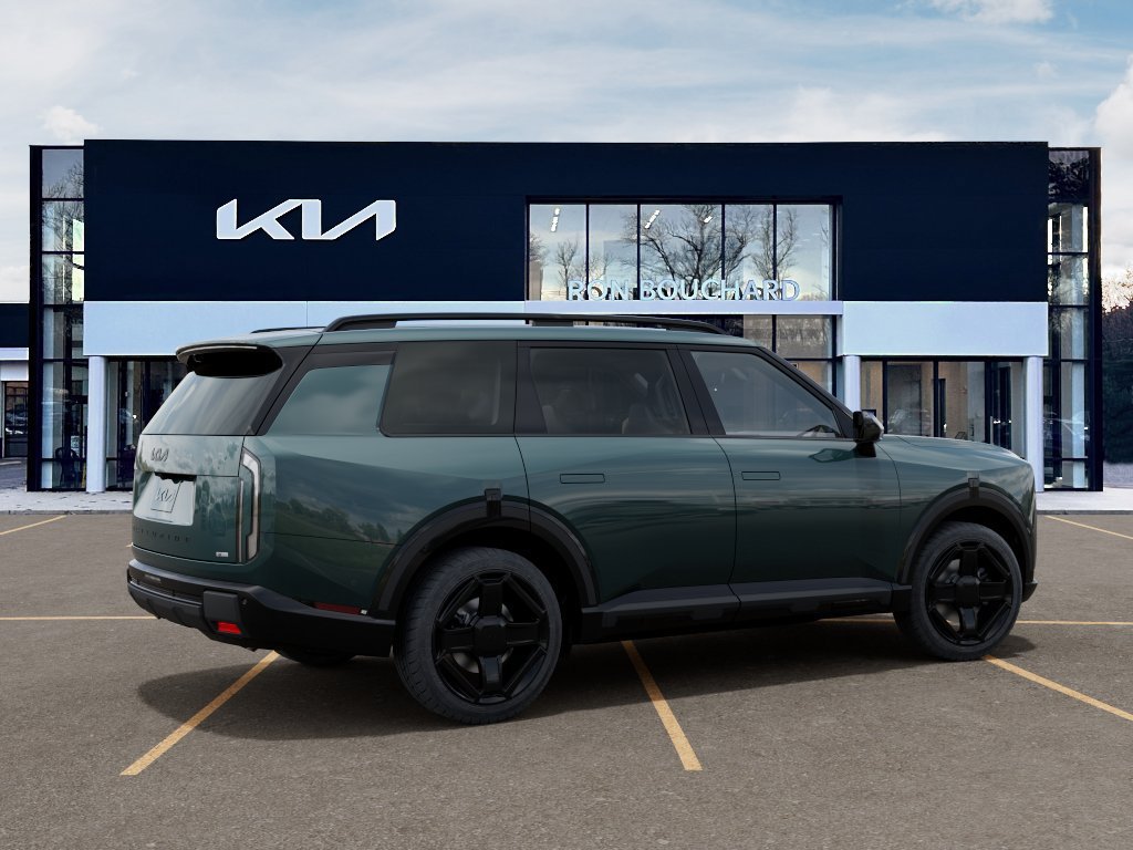 New 2027 BLACK JADE GREEN Kia X-Line EX image 6