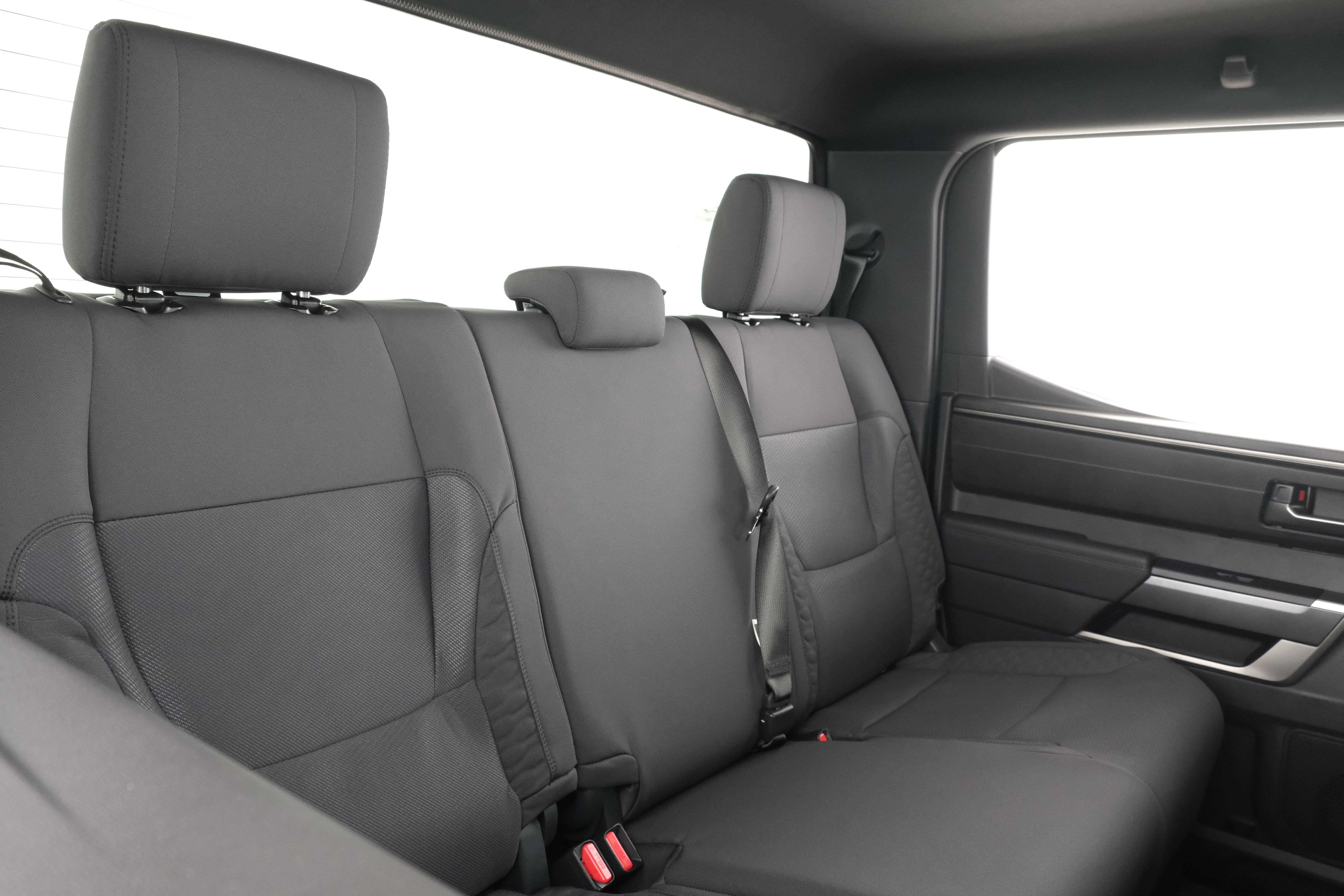 2026 Toyota Tundra SR5 - Photo 38