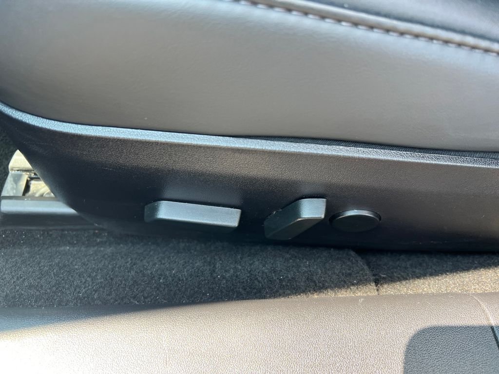 Used 2020 Black Tesla Long Range image 10