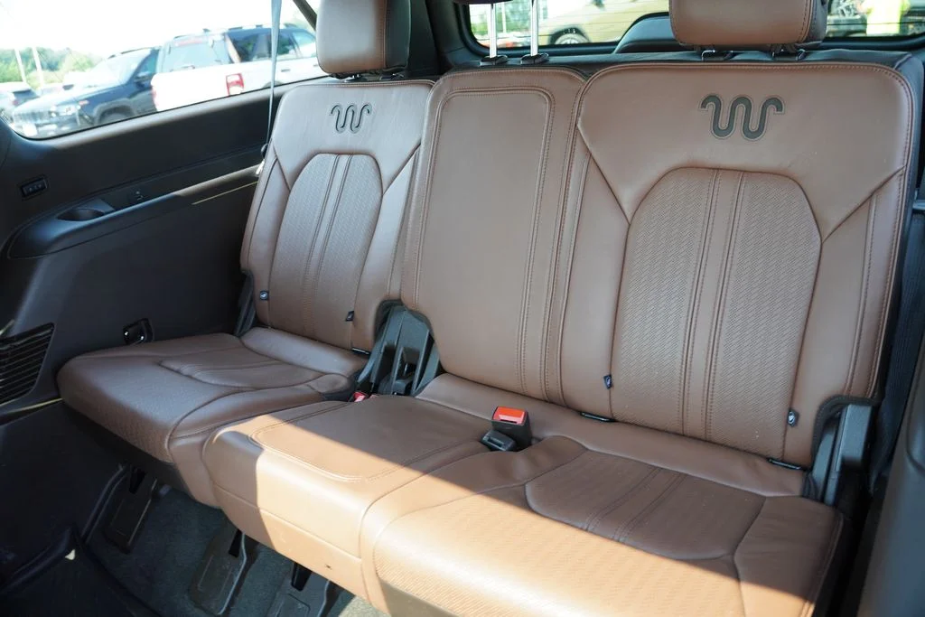 Used 2023 White Ford King Ranch image 18