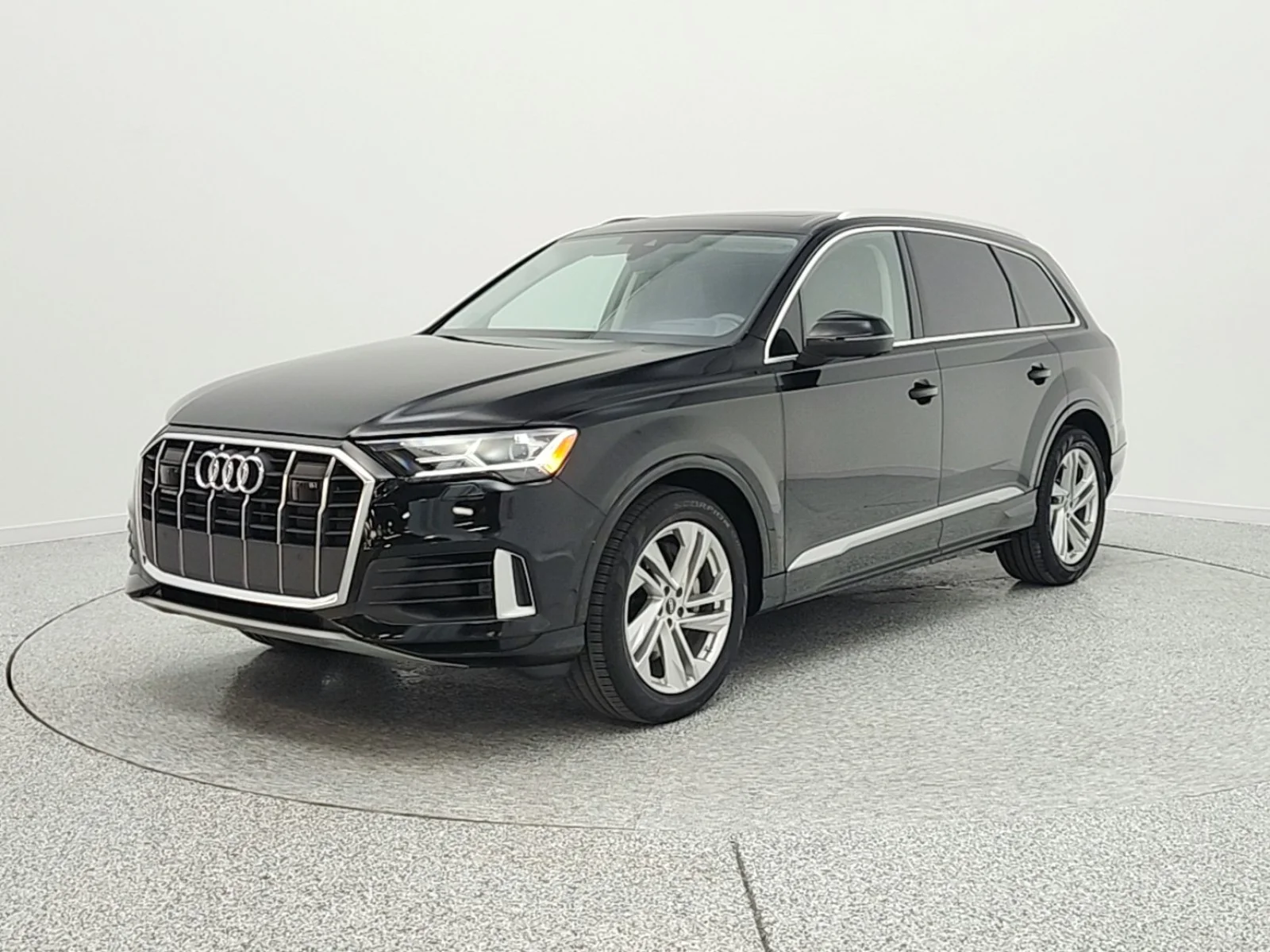 2023 Audi Q7 55 Prestige quattro Tiptronic's photo