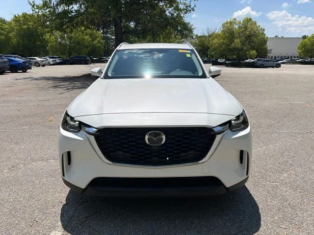 Used 2025 White Mazda 3.3 Turbo Select image 8