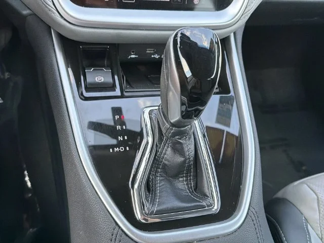 Used 2022 Gray Subaru Limited image 24