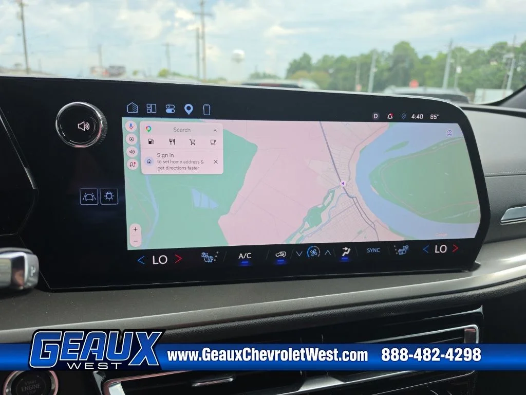 Used 2026 White Chevrolet LT image 18
