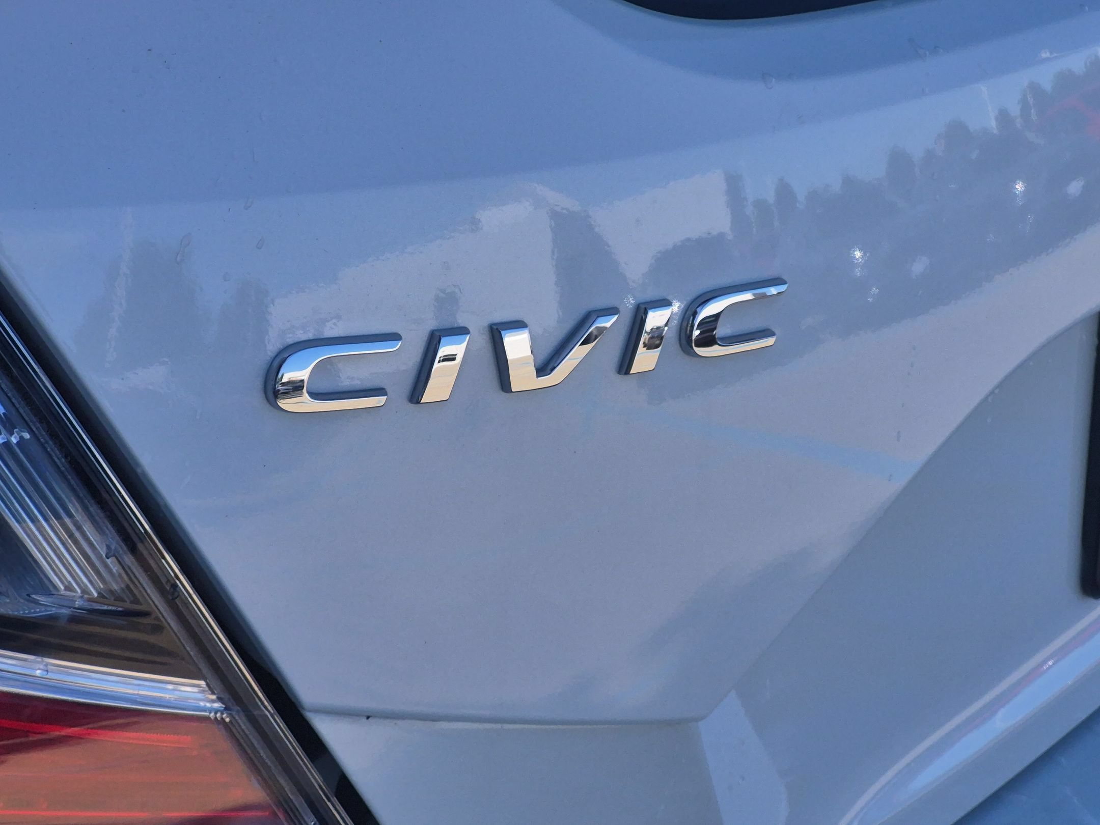 Certified Used 2019 White Orchid Pearl Honda EX Hatchback image 28