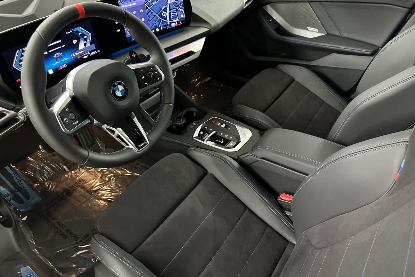 2026 BMW 2 Series M235 - Photo 11