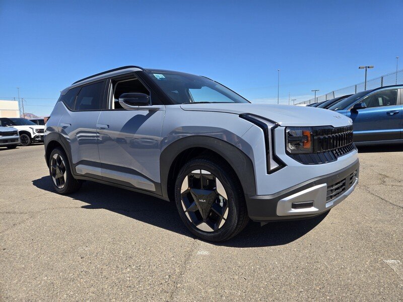 New 2027 Pale Gray Kia EX image 2