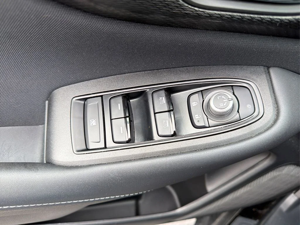 Used 2025 Crystal Black Silica Subaru Premium image 34