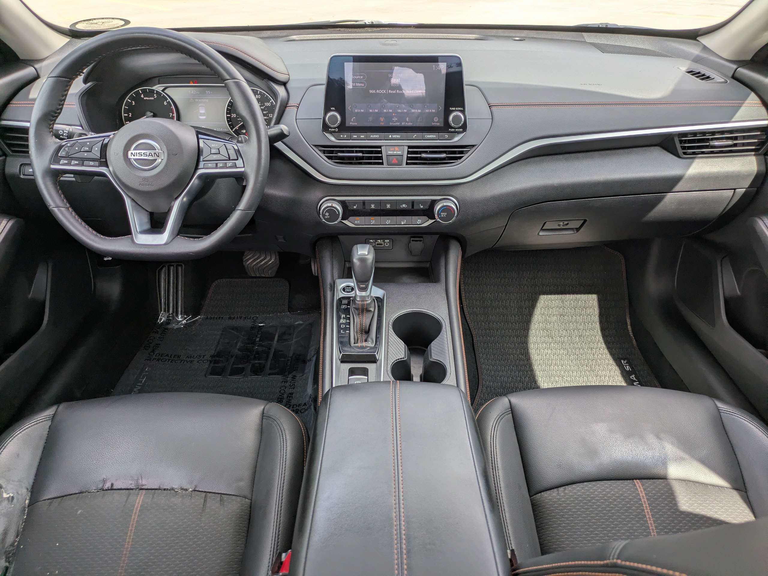 2019 Nissan Altima SR - Photo 13
