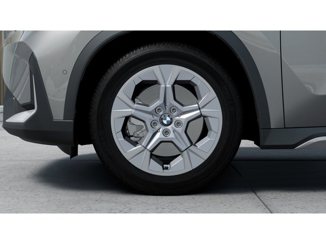 New 2026 Space Silver Metallic BMW X1 28i image 7