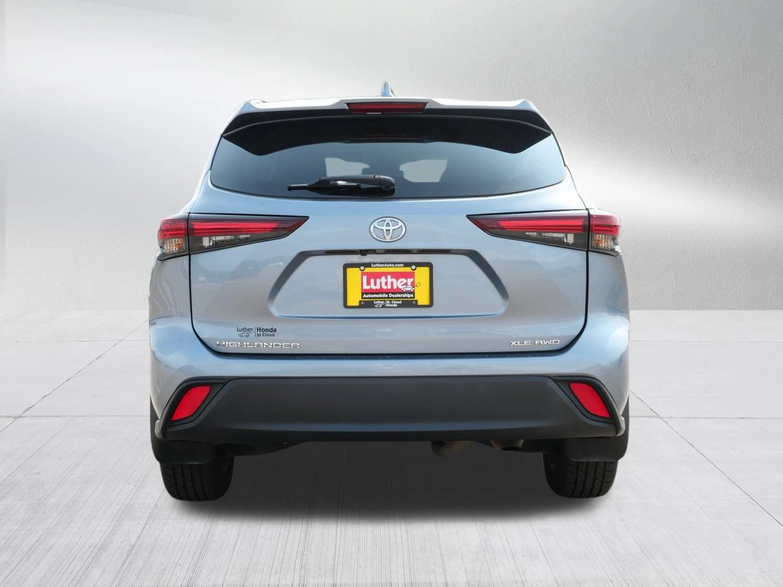 2024 Toyota Highlander XLE - Photo 6