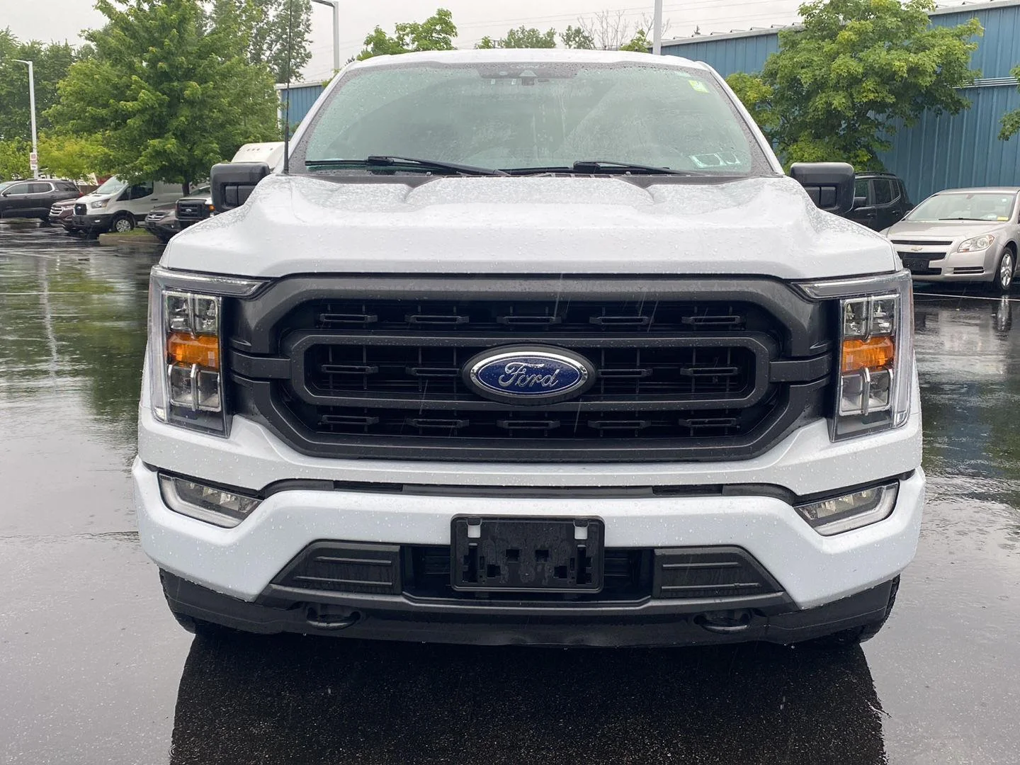 Used 2021 Space White Ford XLT image 5