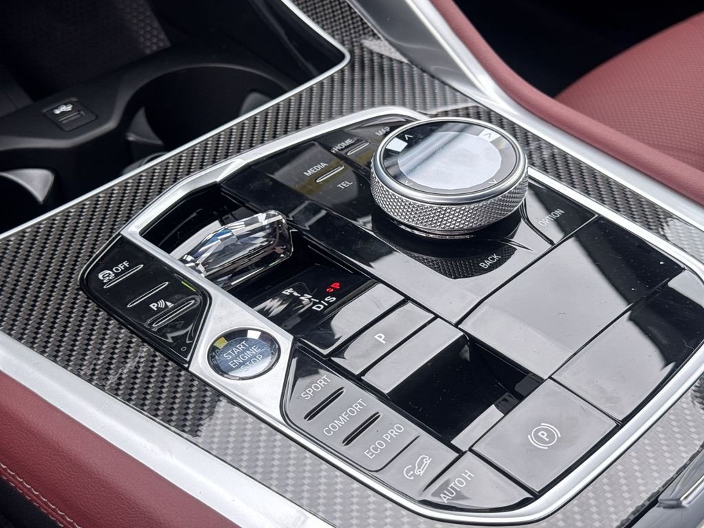 New 2027 Brooklyn Grey Metallic BMW M60i image 22
