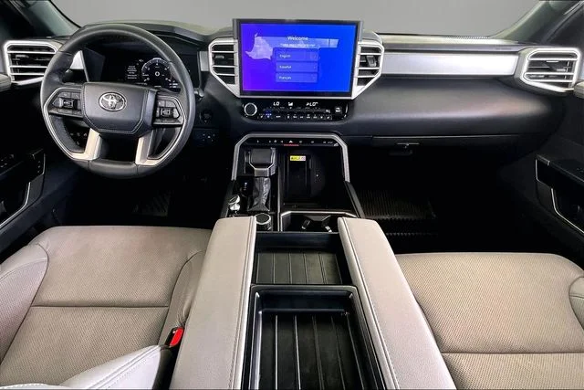 Used 2025  Toyota Limited image 7