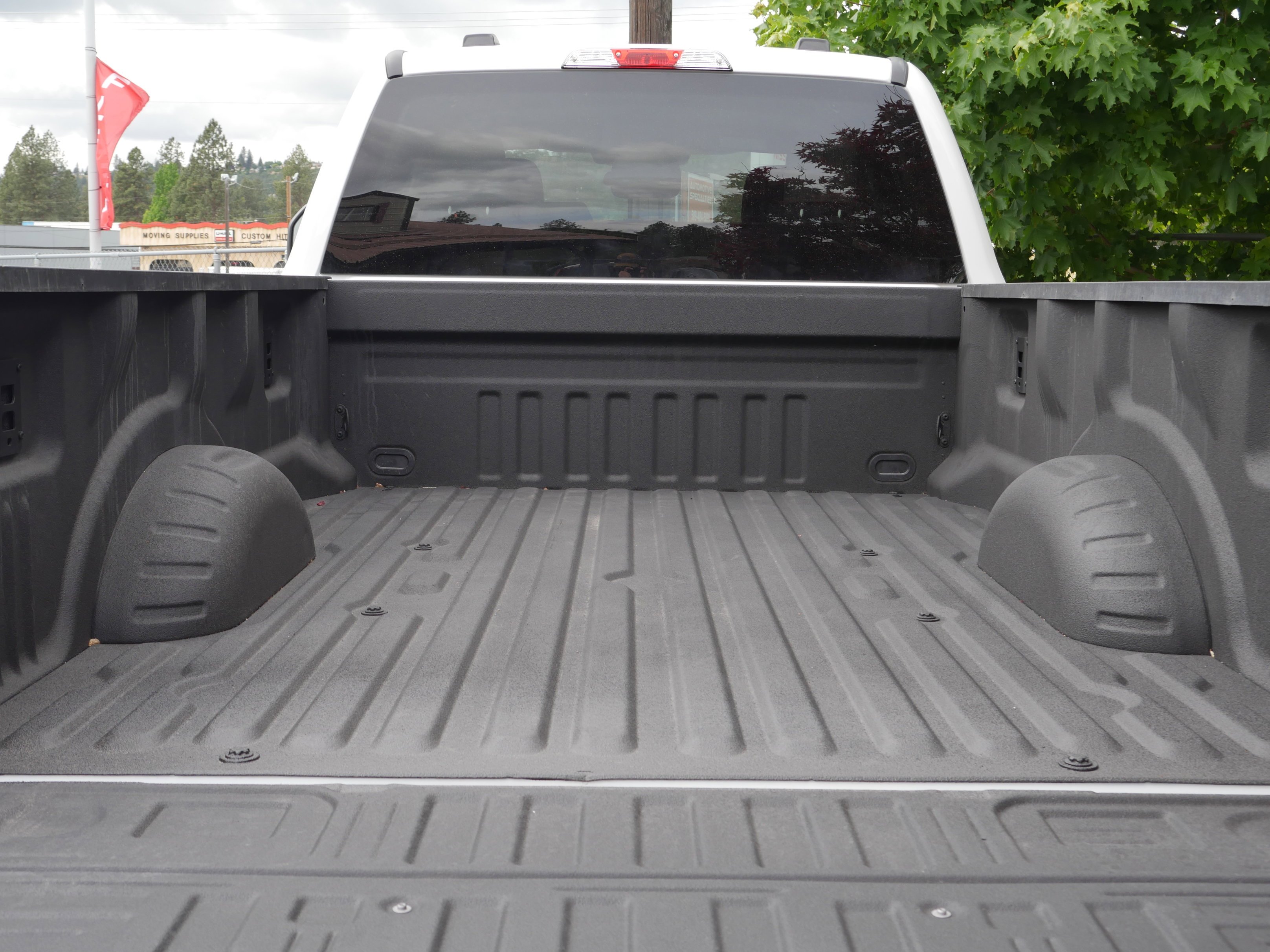 Used 2024 Oxford White Ford XLT image 21