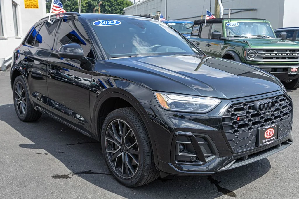 Used 2023 Black Audi Premium Plus image 8