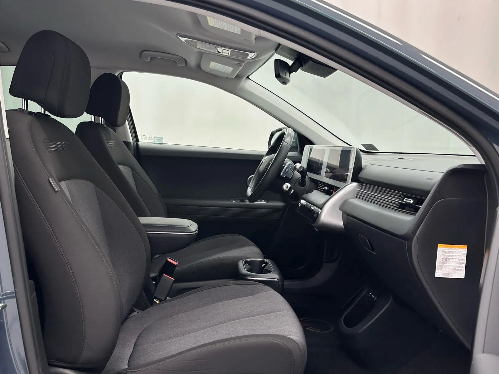 Used 2024 Digital Teal Hyundai SEL image 18