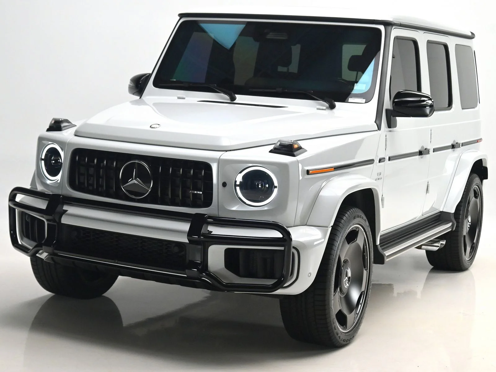 Used 2026 Moonlight White Metallic Mercedes-Benz G 63 AMG® 4MATIC® image 14
