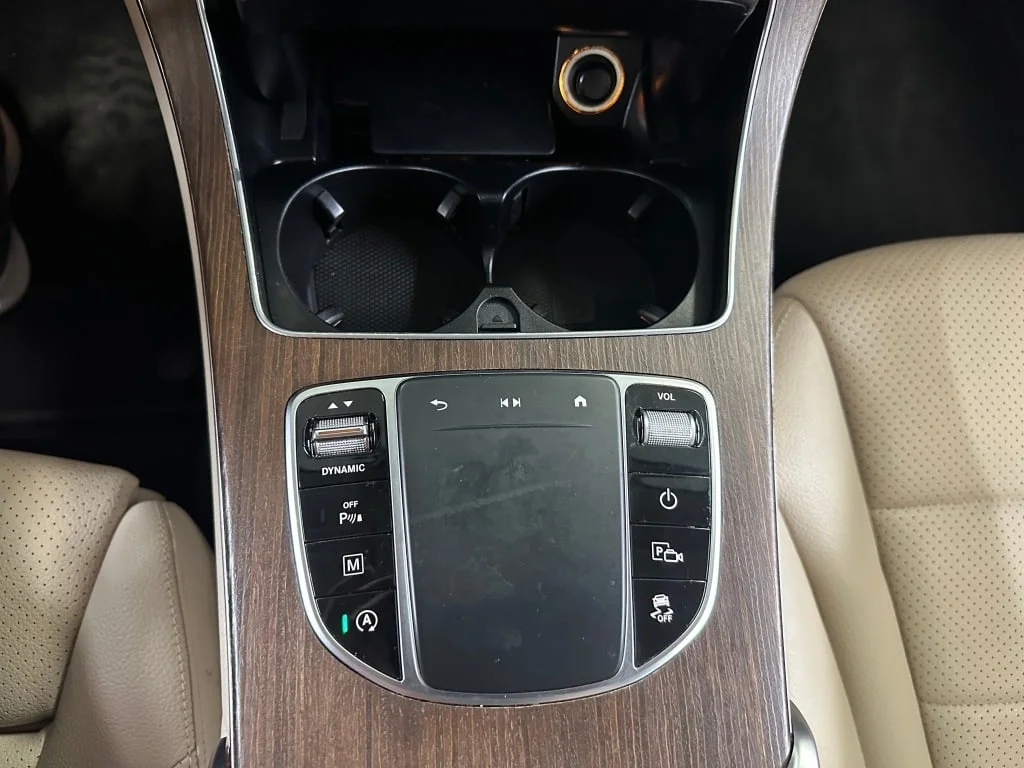 2021 Mercedes-Benz GLC GLC300 - Photo 17