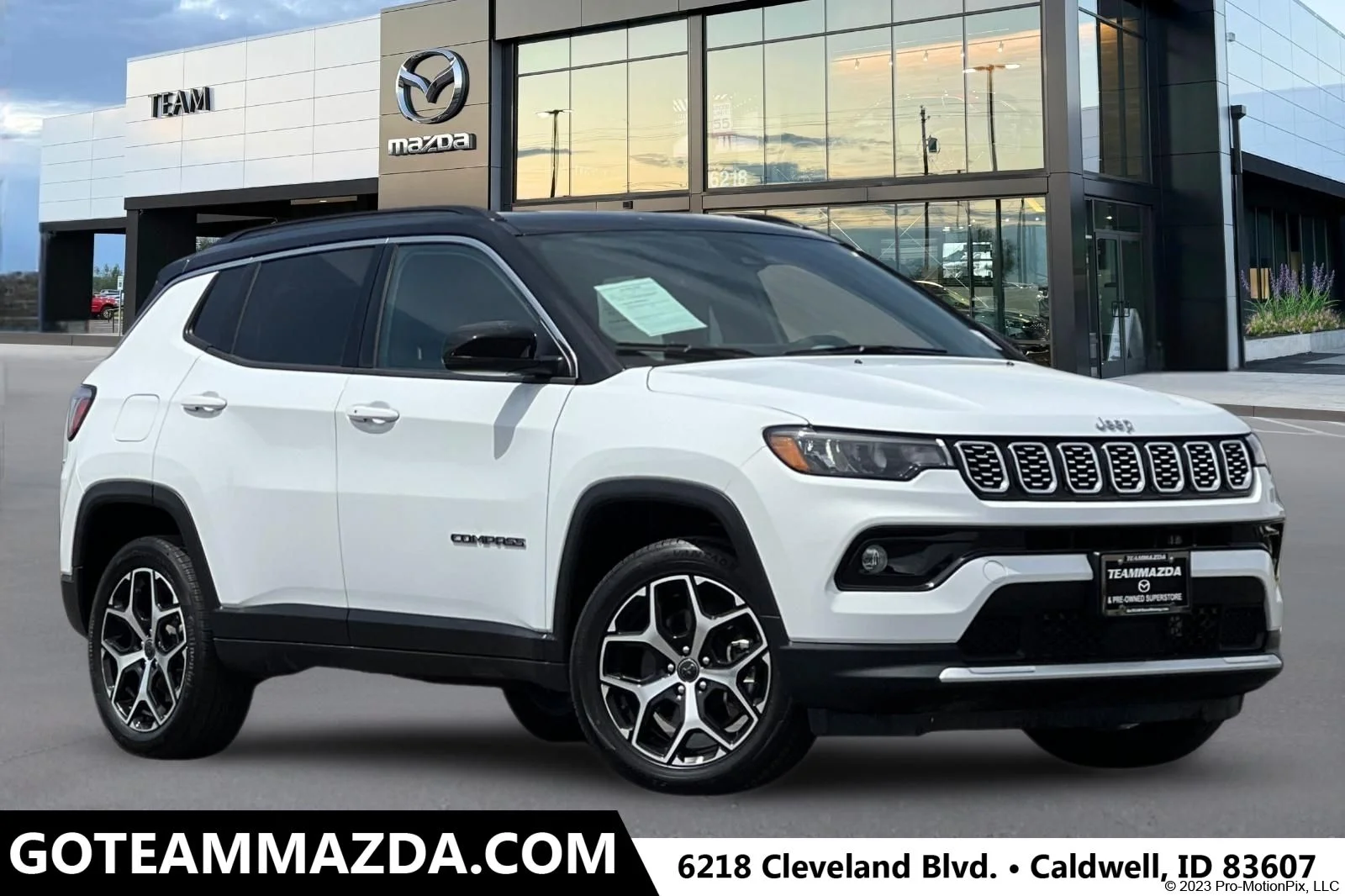 2025 Jeep Compass Limited 4X4's photo