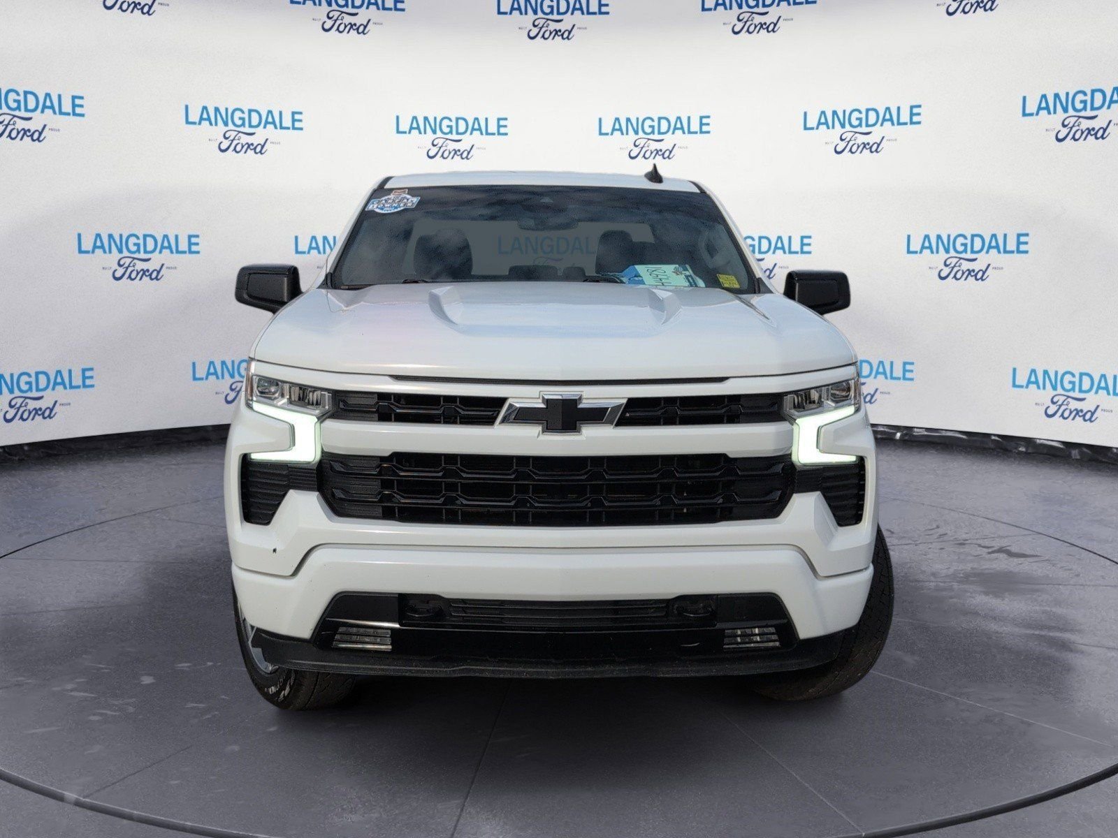 Used 2023 Summit White Chevrolet RST image 12