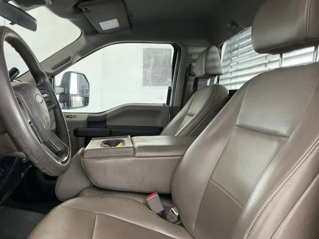 Used 2019 White Ford XL image 8
