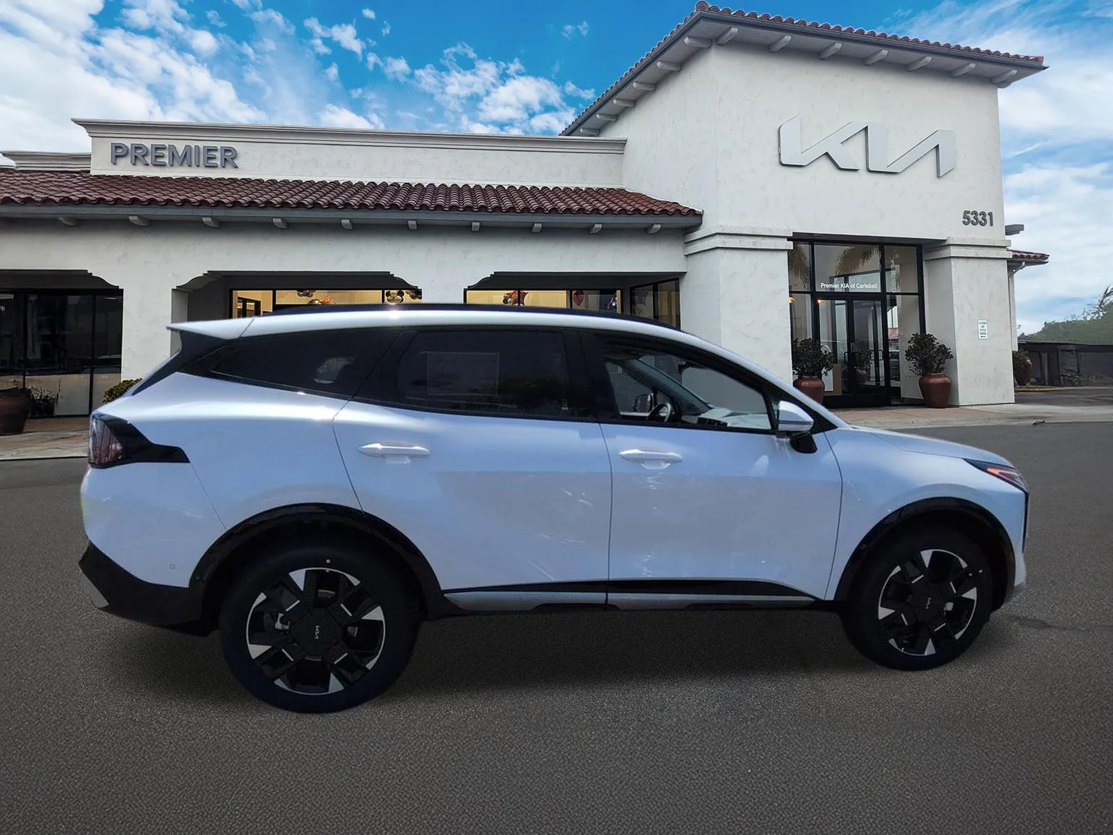 New 2026 Snow White Pearl Kia SX Prestige image 9
