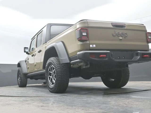 Certified Used 2025 41 Jeep Rubicon image 22