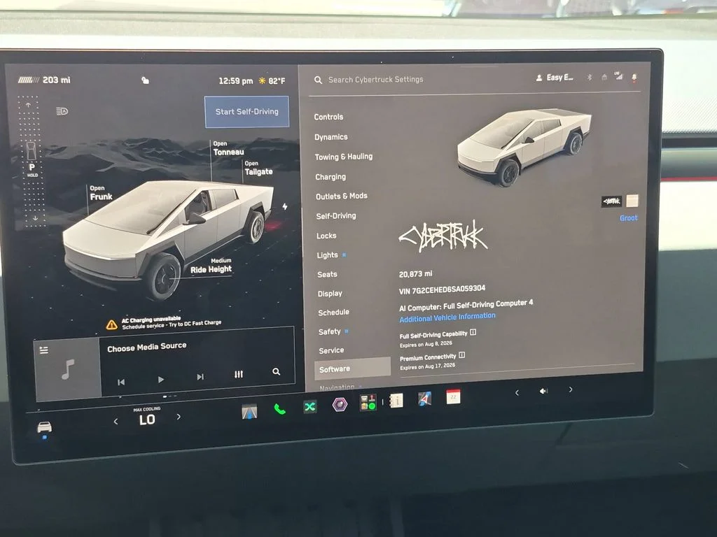 Used 2025  Tesla Long Range image 20