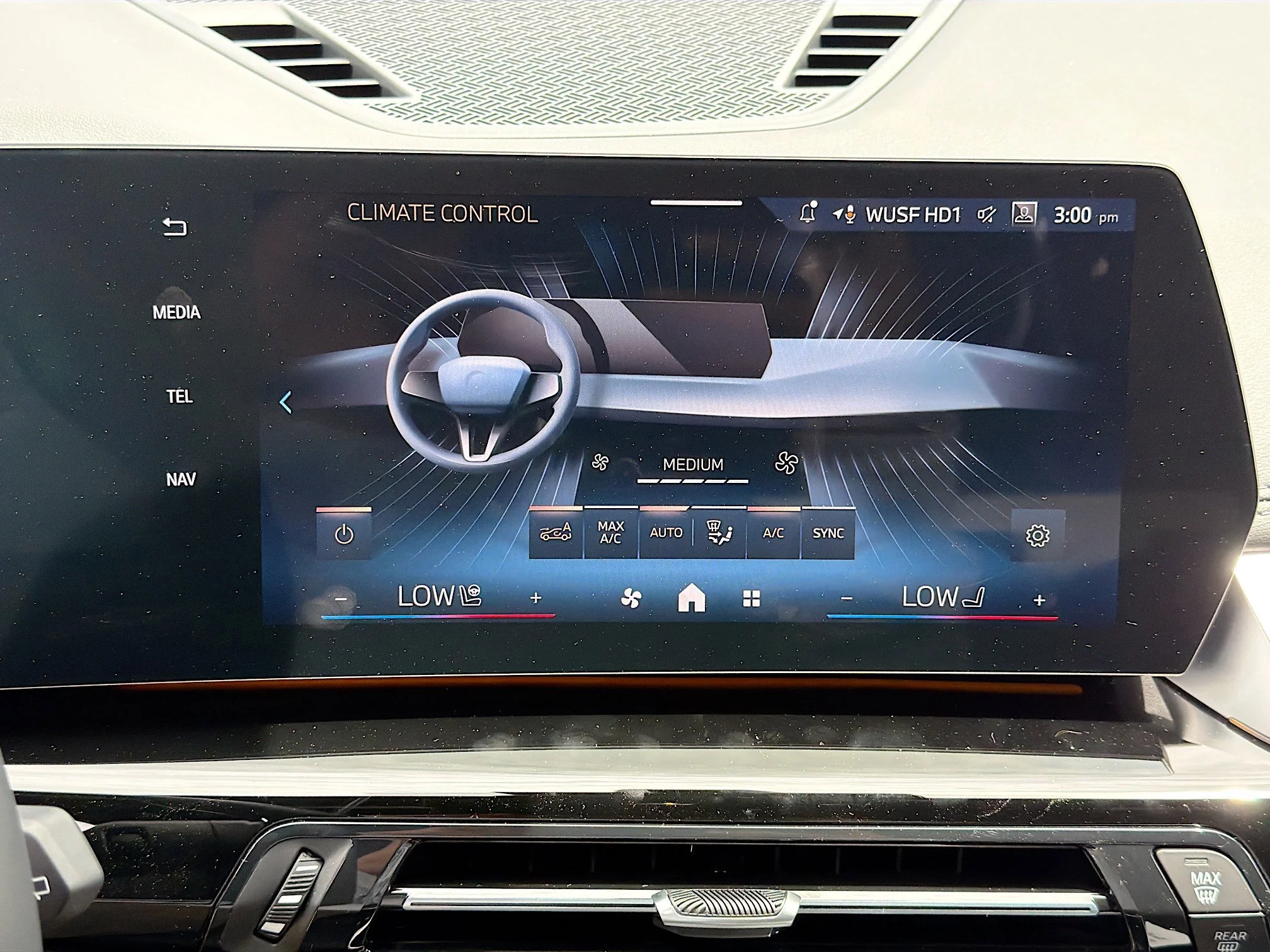 New 2026 Black Sapphire Metallic BMW xDrive28i image 32