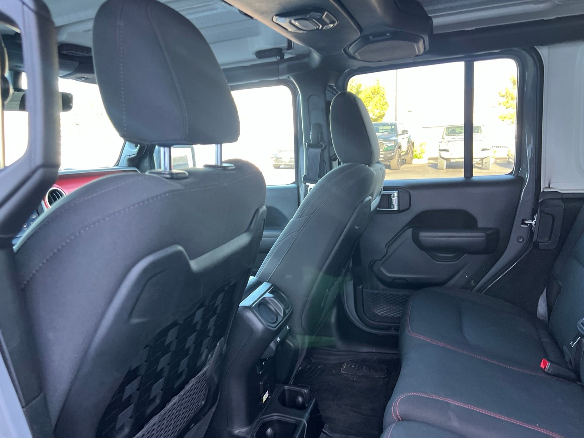 Used 2022 Gray Jeep Unlimited Rubicon image 26