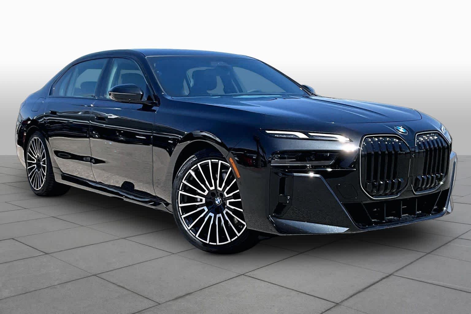 New 2026 Black Sapphire Metallic BMW 740i image 2