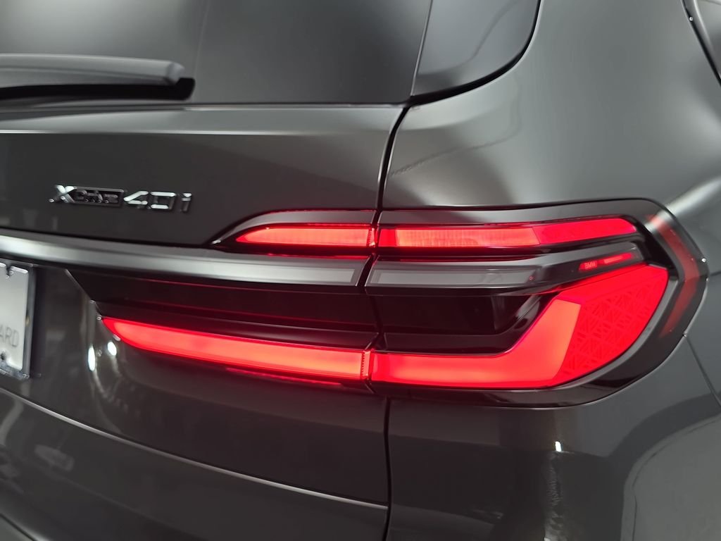 New 2027 Dravit Grey Metallic BMW xDrive40i image 34
