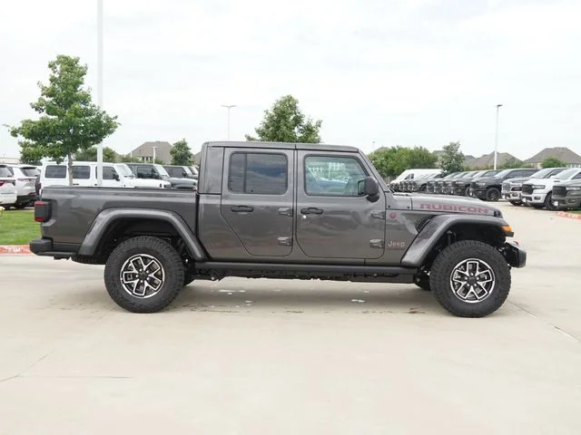 New 2026 Granite Crystal Metallic Clear-Coat Exterior Paint Jeep Rubicon image 10