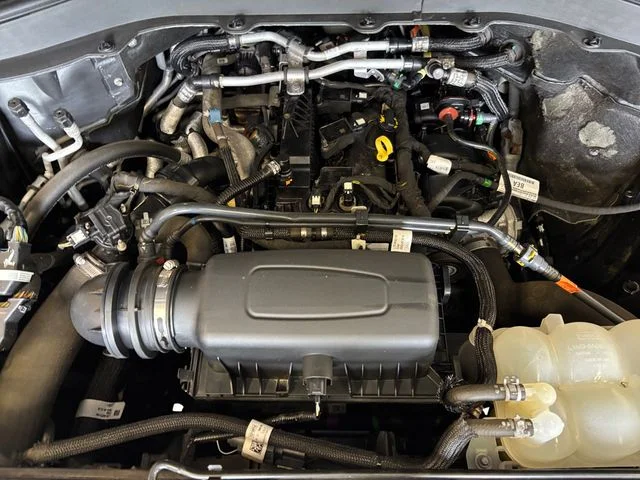 Used 2021 Gray Ford XLT image 29
