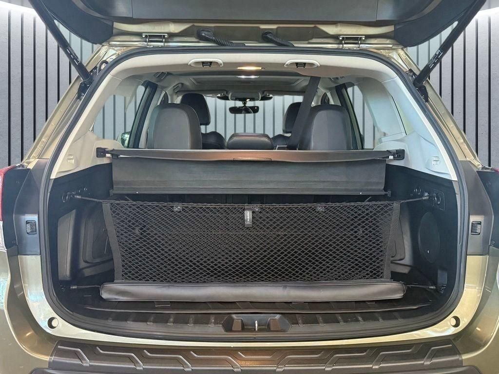 Used 2023 Brown Subaru Limited image 9