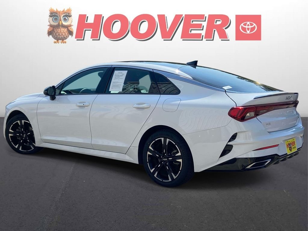 Used 2023 White Kia GT-Line image 9