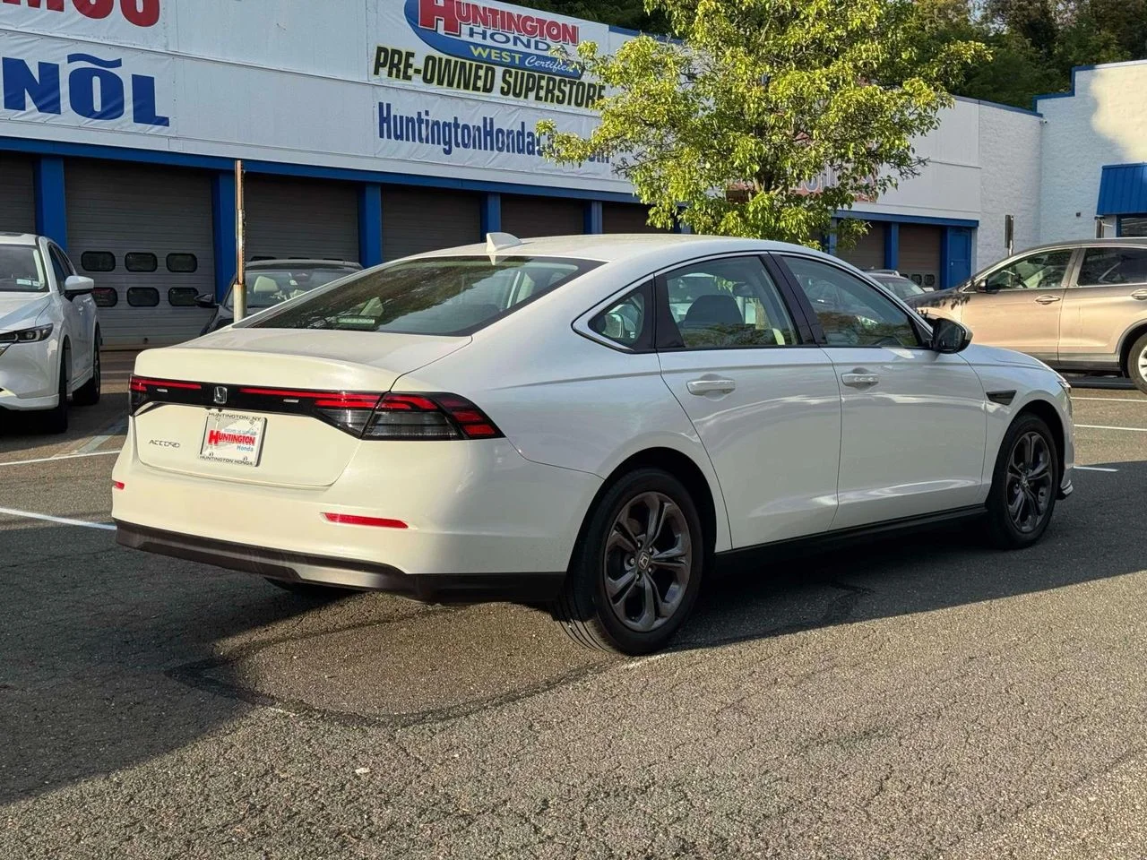 2023 Honda Accord EX - Photo 7