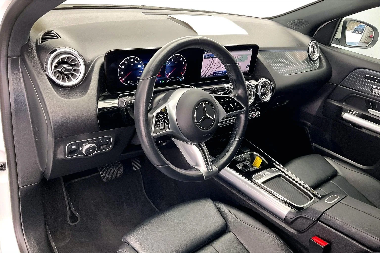 Used 2024 Polar White Mercedes-Benz GLA 250 image 14