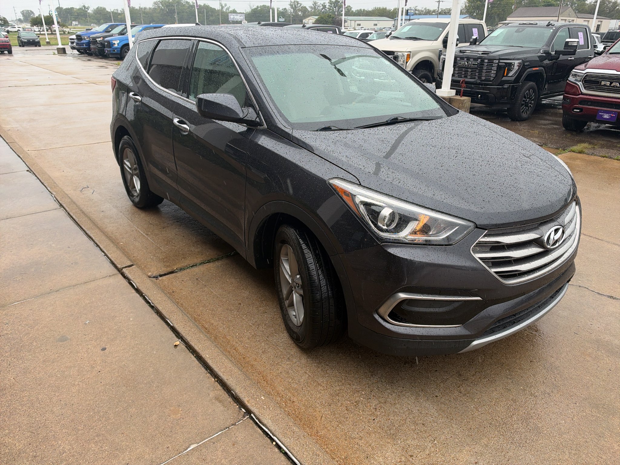 Used 2017 Platinum Graphite Hyundai 2.4L image 4