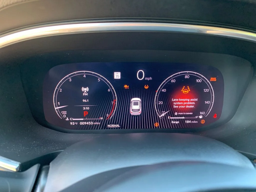 Used 2025 White Acura Base image 31