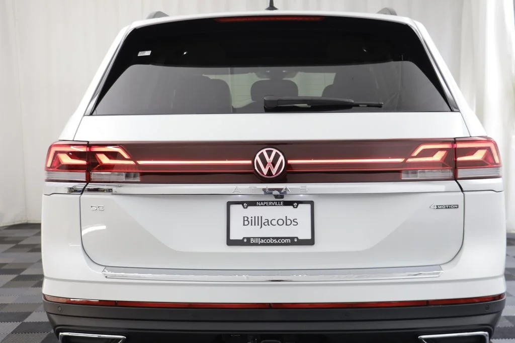 New 2026 Opal White Volkswagen 2.0T SE w/Technology image 16