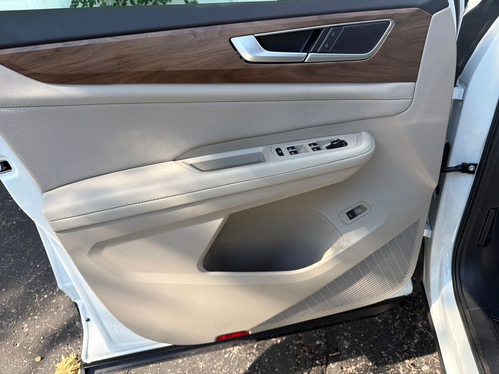 New 2026  Volkswagen 2.0T SE w/Technology image 10