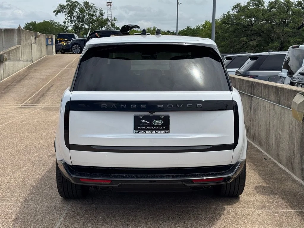 New 2026 White Land Rover Autobiography image 8